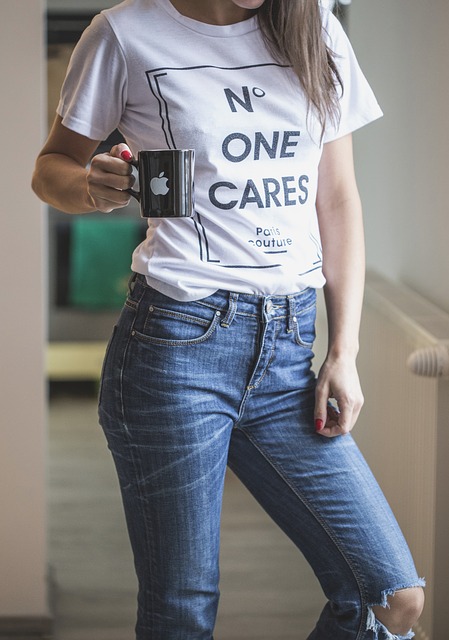 jeans-1234687_640